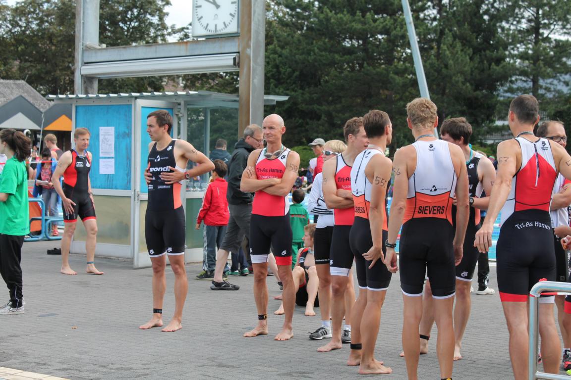Tri Finish und Tri-AS vor dem Schwimmstart