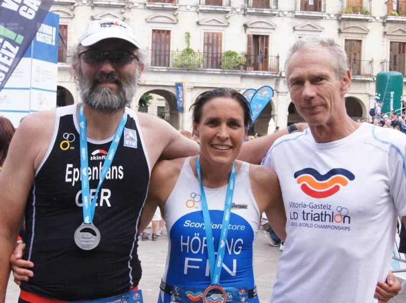 Dreiköpfige Delegation bei der ITU Langdistanz-WM
